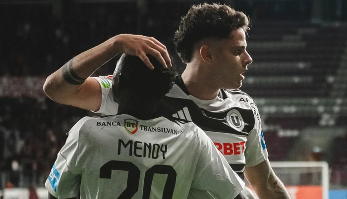 Mendi și compania au dat lovitura chiar în Giulești. Foto Facebook Universitatea Cluj  