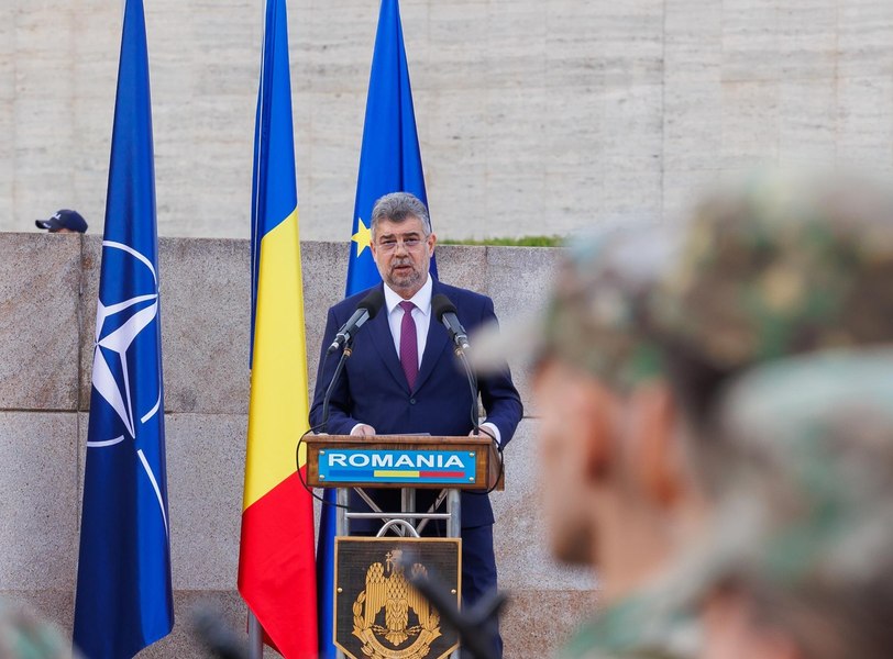 Ciolacu, de ziua dedicată militarilor din teatrele de operaţii: Această zi ne face să ne amintim cât de importantă e pacea