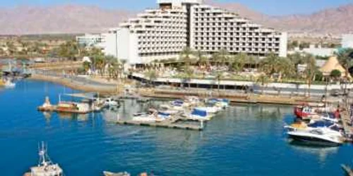 Eilat, cel mai sudic oraş din Israel, are un port animat şi hoteluri luxoase