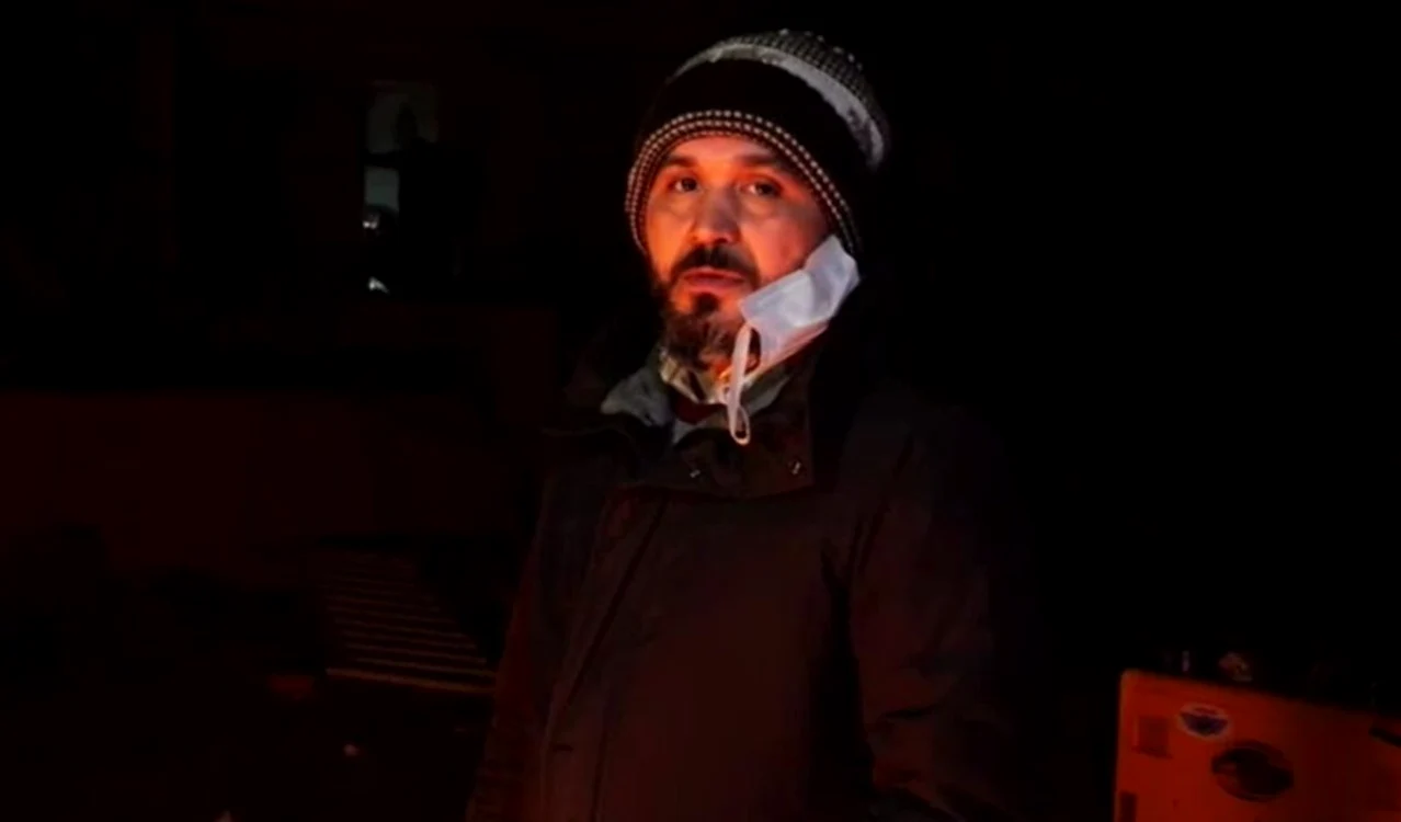 Mazhar este din Siria. A fugit în Turcia înainte de războiul civil (foto: captură video)