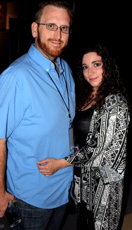 După ce a făcut operația de bypass gastric, Zach (35 de ani) a început să meargă pe jos și să țină dietă