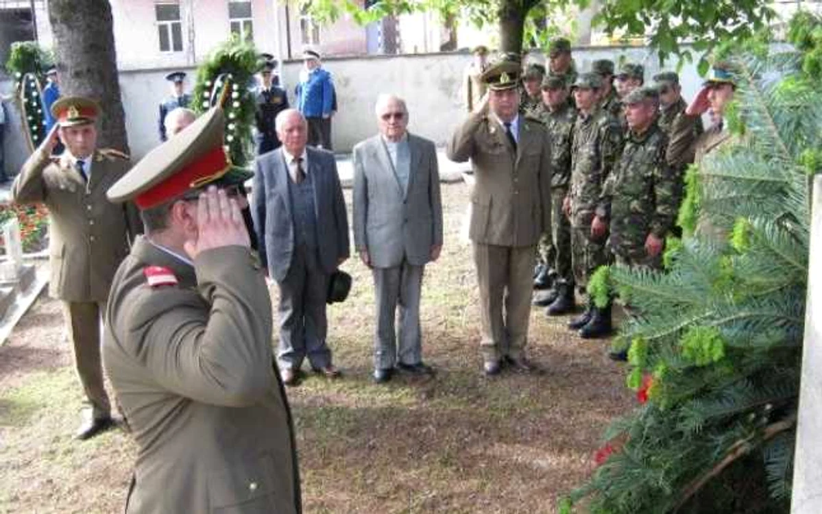 An de an  Ziua Eroilor a fost sărbătorită în judeţul Arad