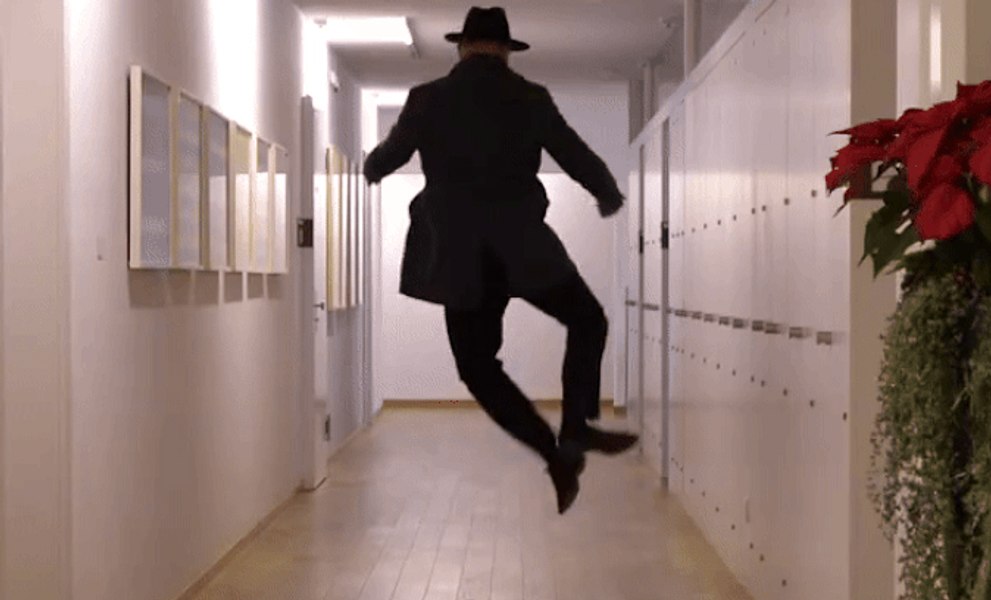 Surprinzătoarea ieșire din scenă a președintelui Elveției. Cum și-a luat ”adio” de la funcția de șef de stat VIDEO