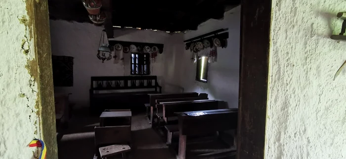 Sala de clasă din casa dascălului FOTO Angela Sabău