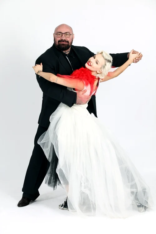 uite cine danseaza pro tv 