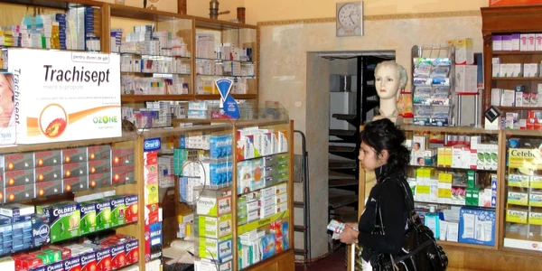 Farmacia Botifarm funcţionează cu program non stop