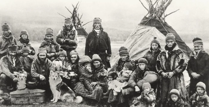 Nordic Sami people Lavvu 1900 1920 jpg jpeg