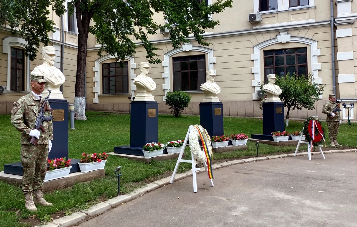 Ansamblul Monumental Statuar ,,Armata Română și Marea Unire”
