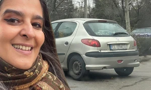 banner Nouria și mașina jpg