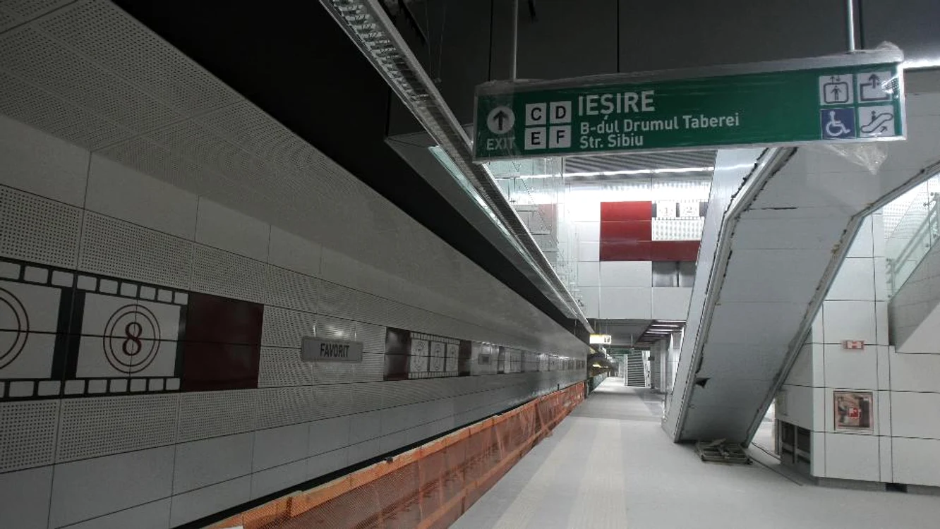 
    Metroul din Drumul Taberei are zece stații și un depou   