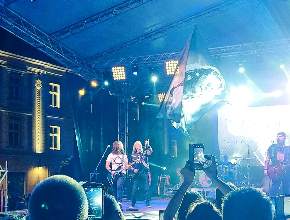 Concert Cargo