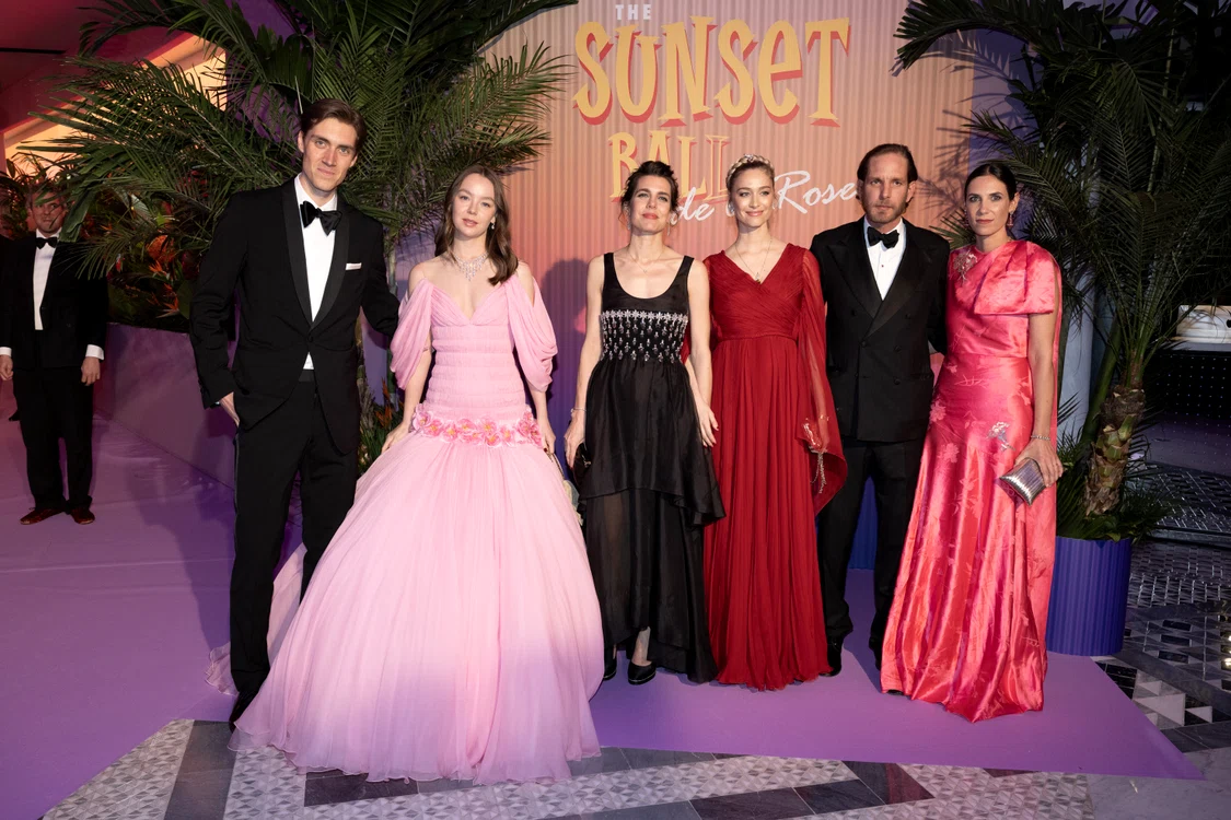 Ben Sylvester Strautmann, Alexandra de Hanovra, Charlotte Casiraghi, Beatrice Borromeo, Andrea Casiraghi, Tatiana Santo Domingo Prințesa la Balul Rozelor din Monaco 2025 GettyImages 2207592230 jpg