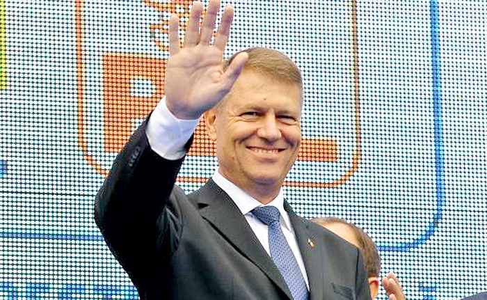 Klaus Iohannis spune să nu ne culcăm pe-o ureche şi să ieşim la vot