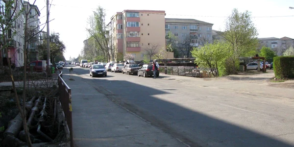 Podul de peste Pârâul Adona