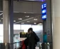 Smiley, Gina Pistol și fiica lor Josephine, suprinși pe aeroport de fotoreporterii Click, la plecarea în Italia foto: Click!