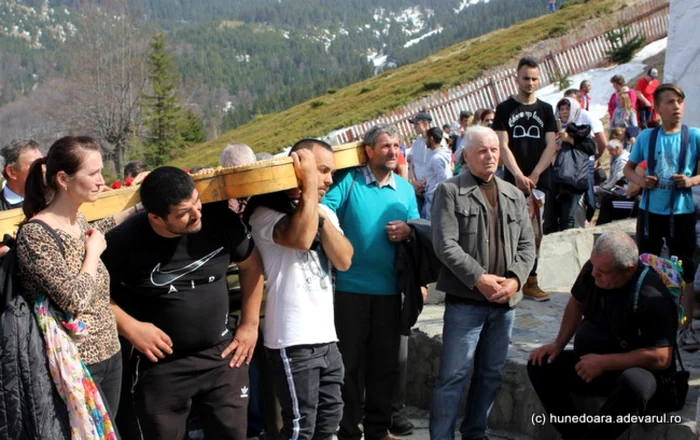 drumul crucii straja 2019 foto daniel guta adevarul