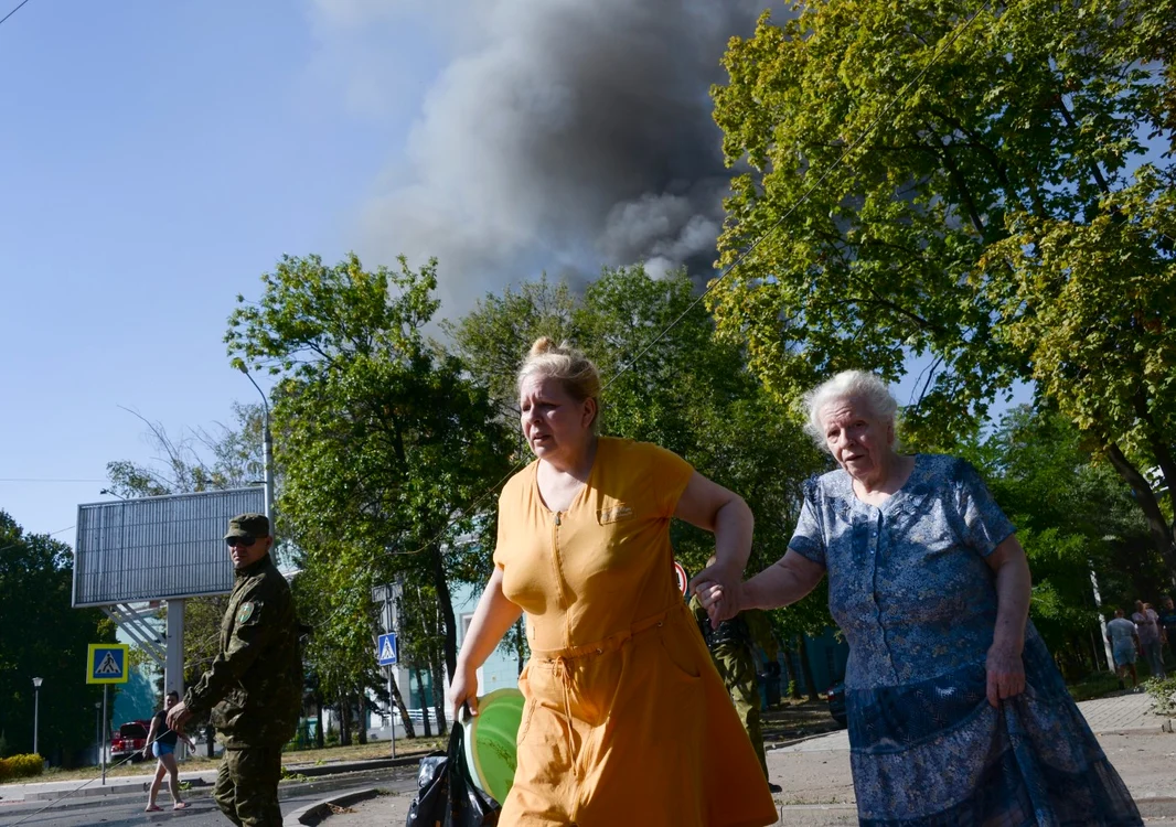 Bombardamente în Doneţk, Ucraina