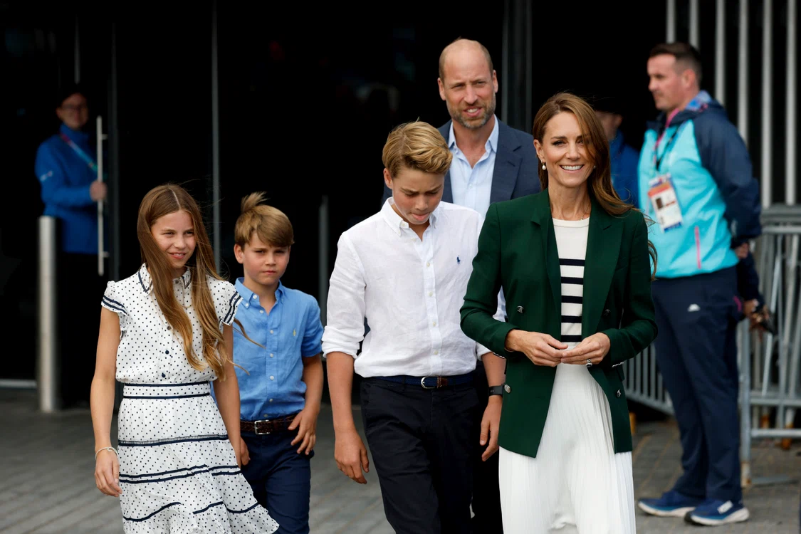 Prințesa Kate, Prințul William, Prințesa Charlotte, Prințul George și Prințul Louis la Jocurile Commonwealth GettyImages 2287867532 jpg