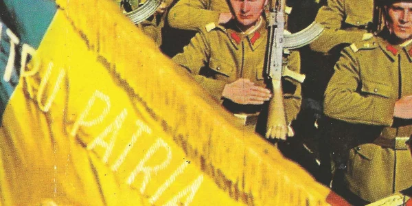 Coperta O istorie vizuala a Romaniei sub comunism (Calin Hentea) jpg