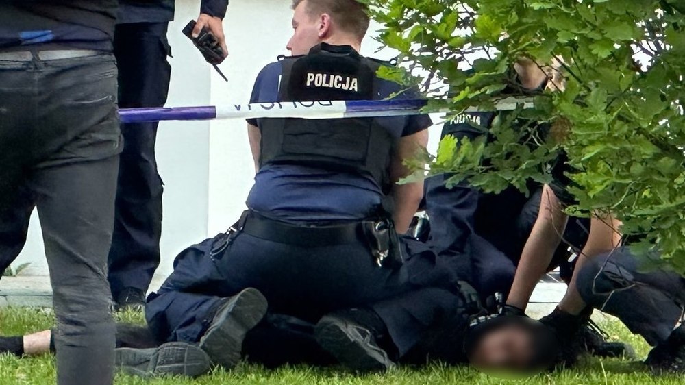 Femeie ucisă cu toporul la o universitate din Varșovia. Atacatorul ar fi un student la Drept