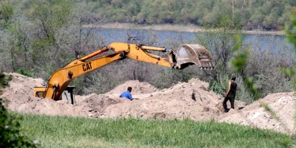 Hoţi de fier vechi în acţiune