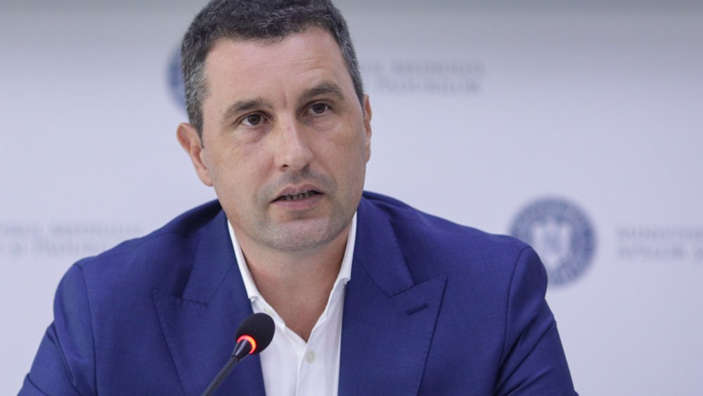 Ministrul Finanţelor, apel pentru scăderea cheltuielilor statului: „Dacă nu se reduc, se poate ajunge la tăieri în carne vie”