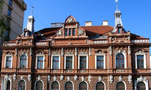 Continuă reabilitare în Brașov jpeg