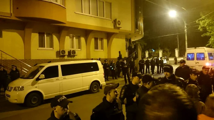 perchezitii la sediul PN