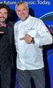 Marius Moga a asigurat muzica, iar Chef Traian Galleguillos a fost responsabil cu meniul de top pentru petrecerea cu artiștii