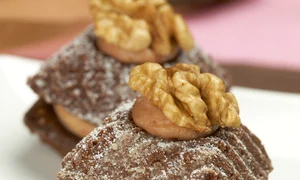 Biscuiţi cu nuci şi unt de arahide   jpeg