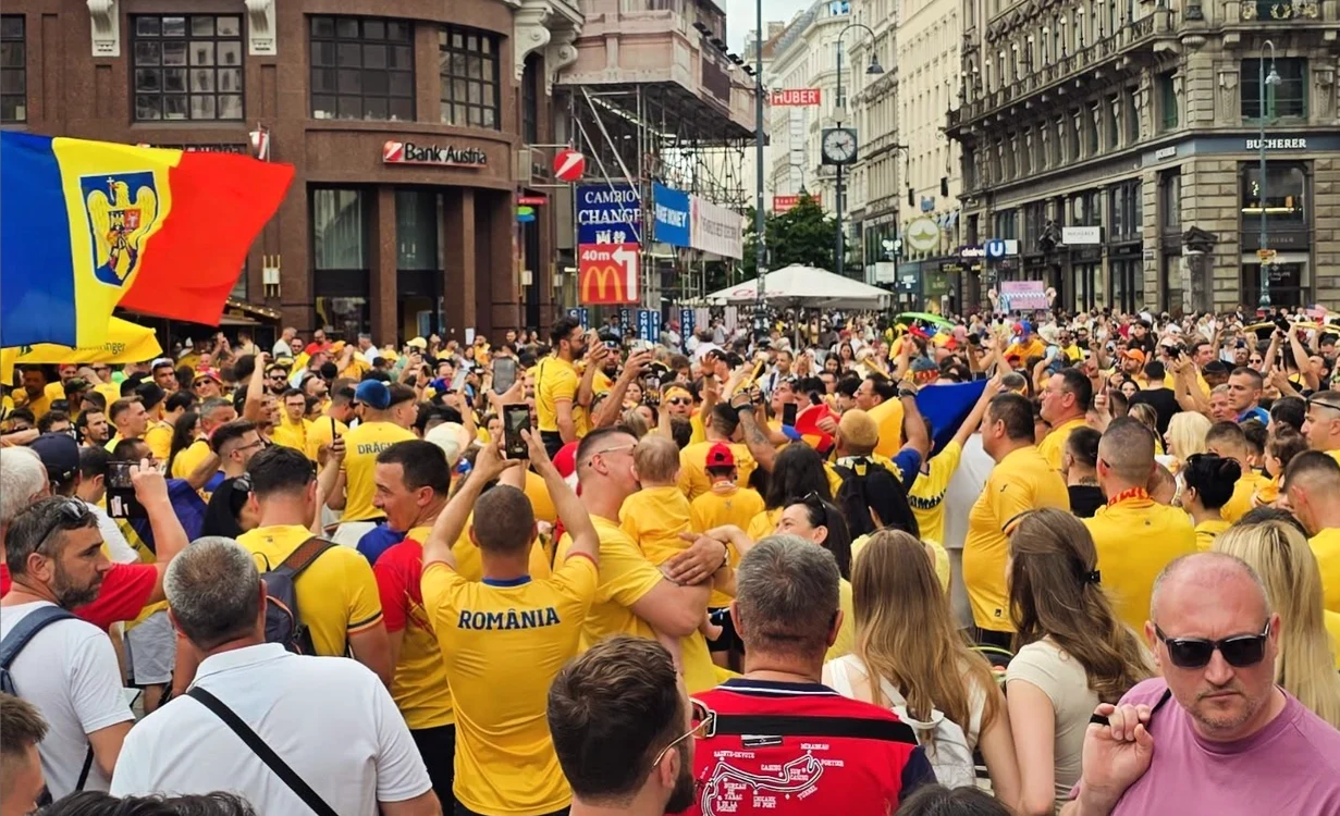 „Zidul Galben” este la Viena. FOTO: Facebook / Echipa națională de fotbal a României