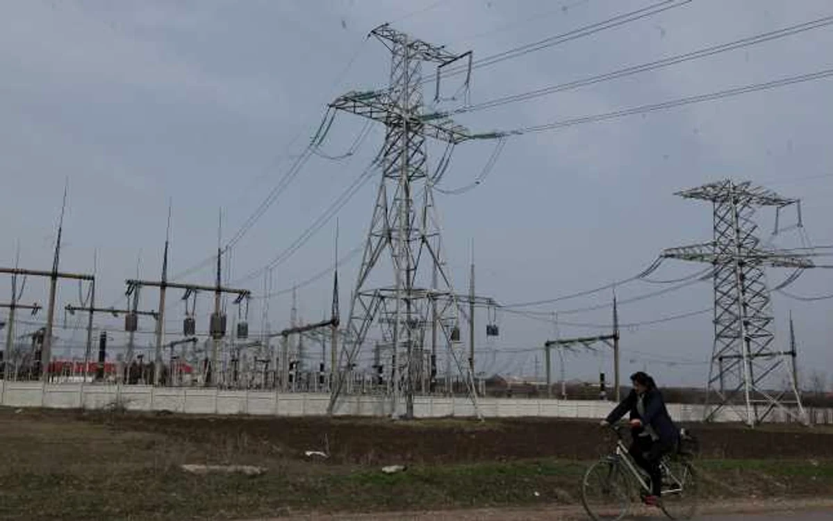 Grupurile energetice CEZ sau Enel sunt atât furnizori, cât şi producători de electricitate din surse verzi