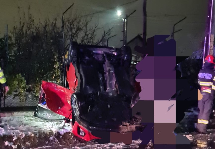 Bebeluş de două luni, precum și mama şi tatăl acestuia, răniţi într-un accident în Neamţ. Şoferul vinovat băuse