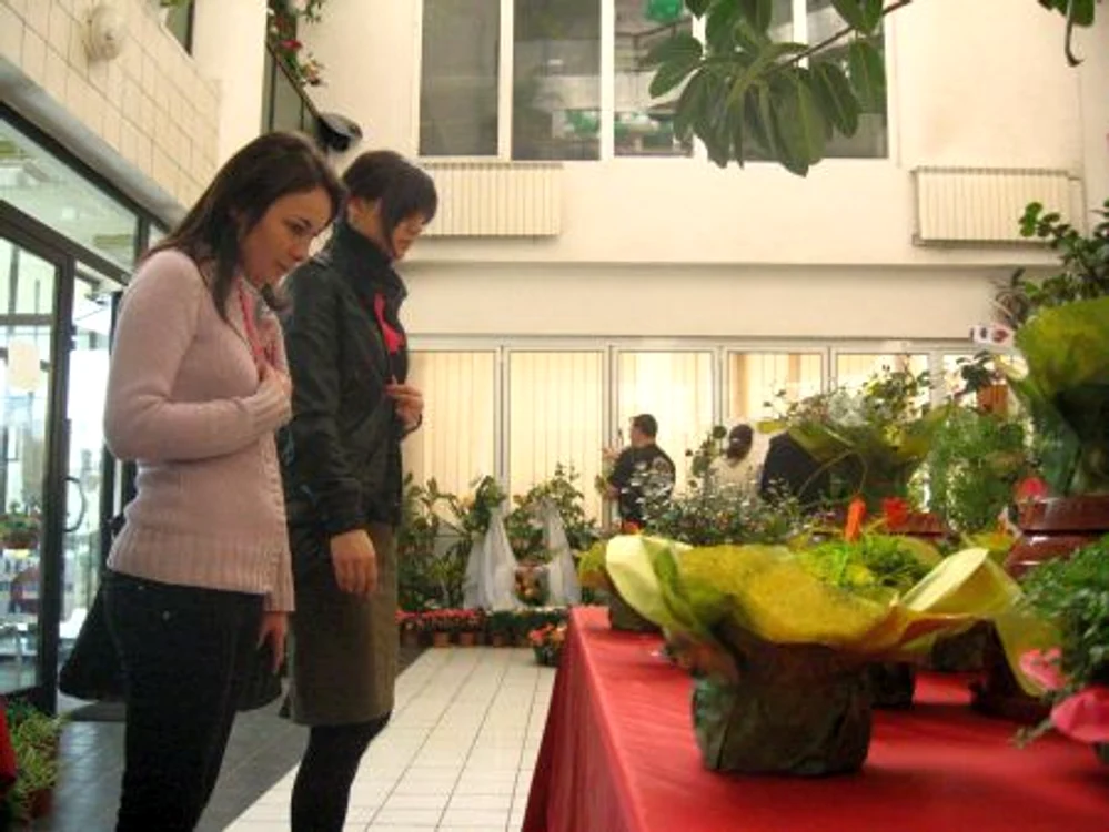 Expoziţia de flori a atras vizitatori dis de dimineaţă