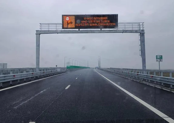 Lotul 2 al autostrăzii A7  se deschide vineri. FOTO Facebook Cristian Pistol