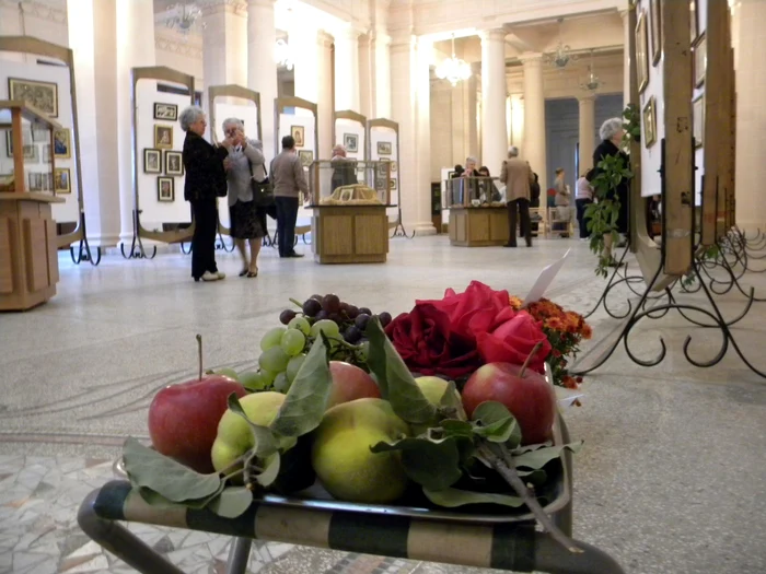 Lucrările Cercului de Goblen pot fi admirate la Palatul Culturii din Ploieşti. FOTO Dana Mihai