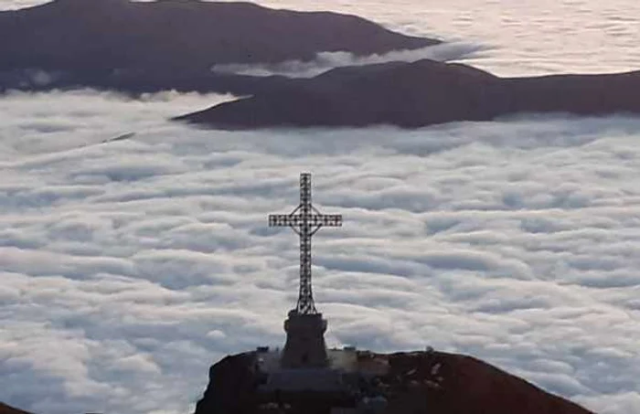 rasarit de soare in bucegi foto ciprian aldea/facebook