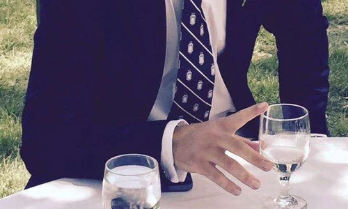 Karim Mihai îi seamănă foarte bine lui Ion Ţiriac jpeg
