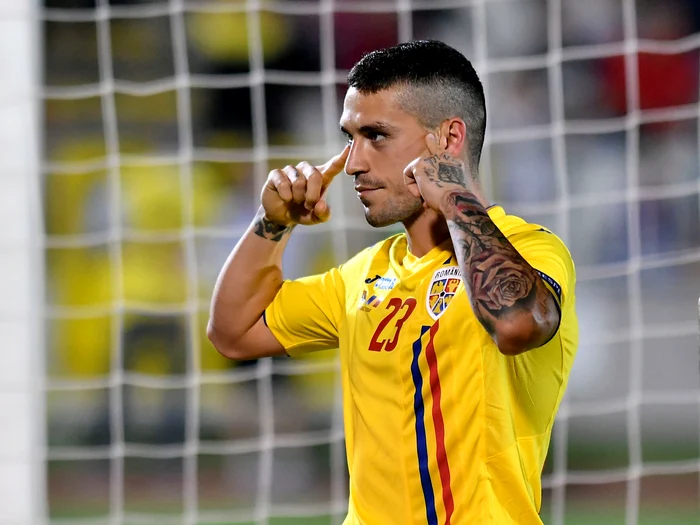 
    Tricolorii n-au jucat cu Serbia ca să tranşeze grupa, ci ca să păstreze şanse până într-un final în care sperăm să ne trimită alţii la Euro 2020. Nicuşor Stanciu, unul dintre cei mai slabi tricolori în acest meci, arată de unde vine problemaFoto: Click!  