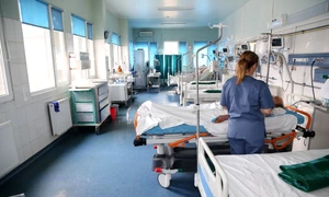 Pacient spital Romania FOTO Suliman Razvan / Shutterstock