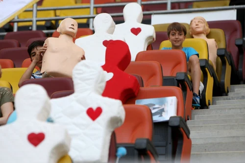 Training pentru resuscitare la Arena Naţională