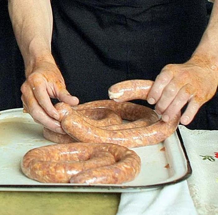 Cârnaţi proaspeţi