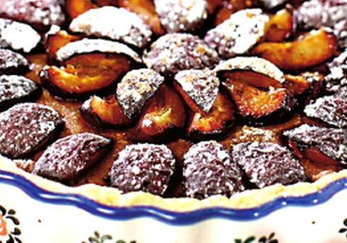 1366124139 5452tarta 20cu 20prune jpeg