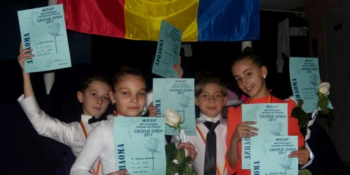 Toate cele cinci perechi de dansatori sportivi valceni au obţinut premii şi medalii în Macedonia
