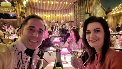    Vacanța la Paris pentru aniversarea Magdalenei Chihaia le-a picat numai bine celor doi îndrăgostiți 