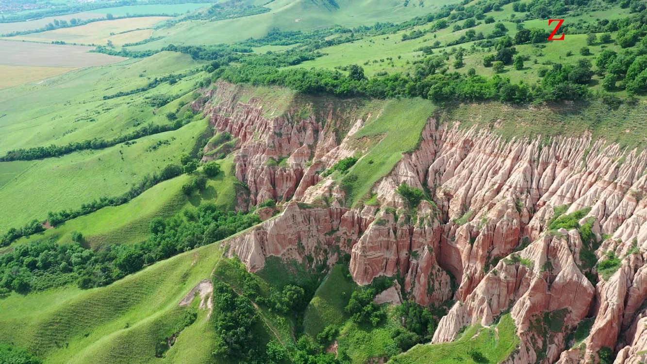 Rezervația naturală Râpa Roșie FOTO captură video Youtube