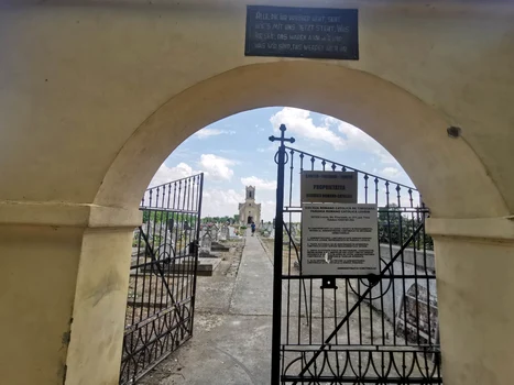 Ambulanța pentru Monumente la Bulgăruș FOTO Ștefan Both