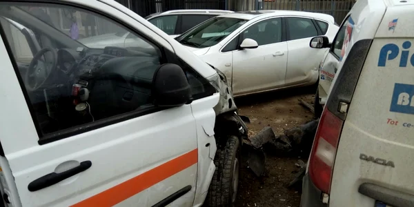 Ambulanţă implicată în accident la Constanţa FOTO SAJ Constanţa