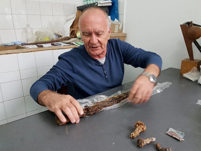 Dan Ionescu, restaurator MINA                                                                               FOTO Călin Gavrilaş