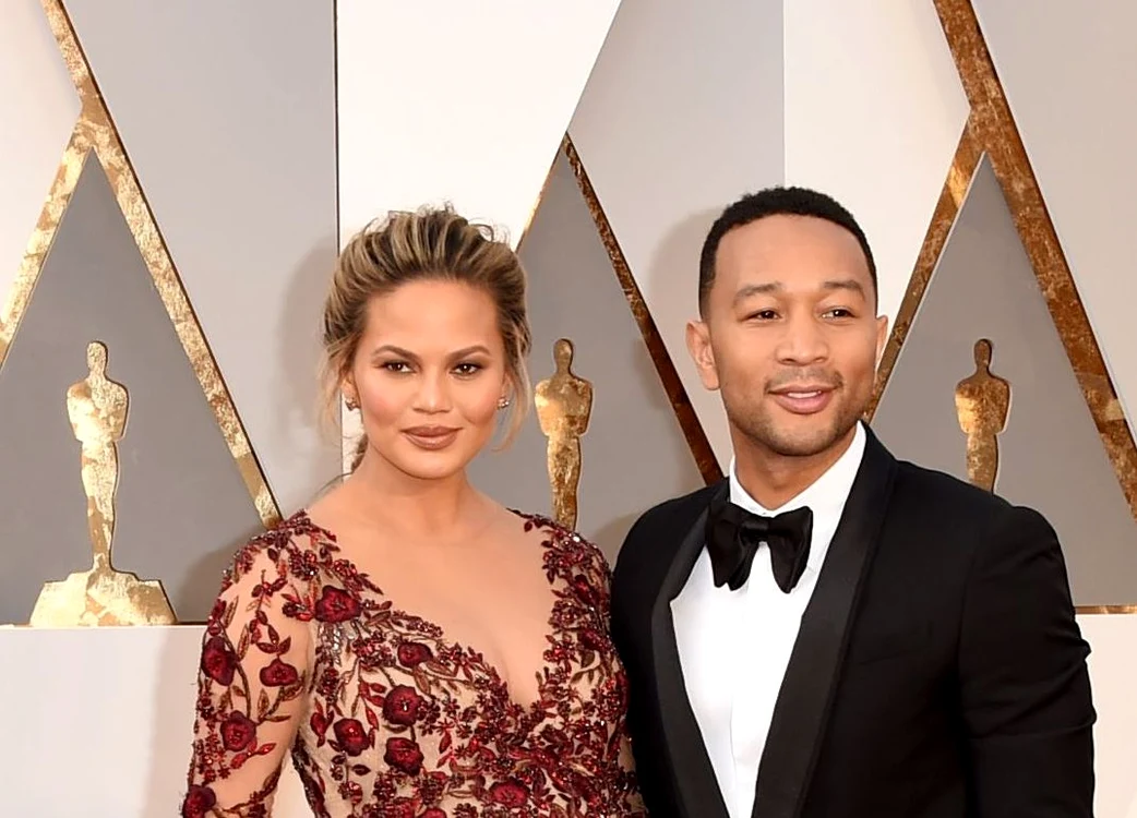 
    La Oscar 2016, Chrissy Teigen (30 de ani) și John Legend (37 de ani) au fost în centrul atențieifoto: Getty  